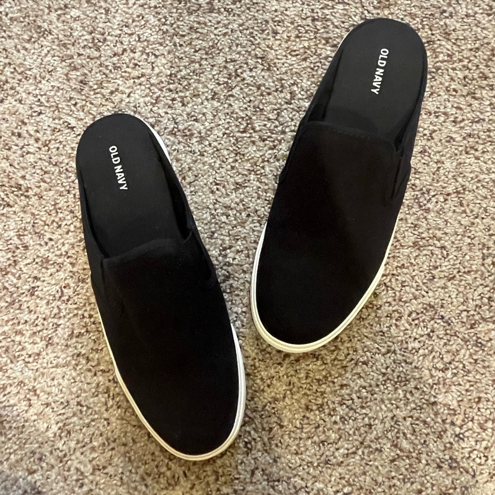Old Navy Canvas Mule Sneakers
